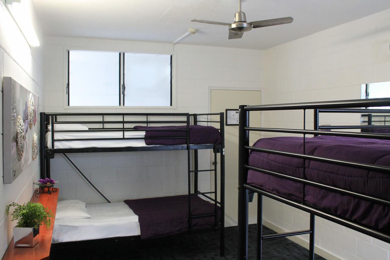 Foreign Exchange Accommodation-Beachside Townsville Exterior photo